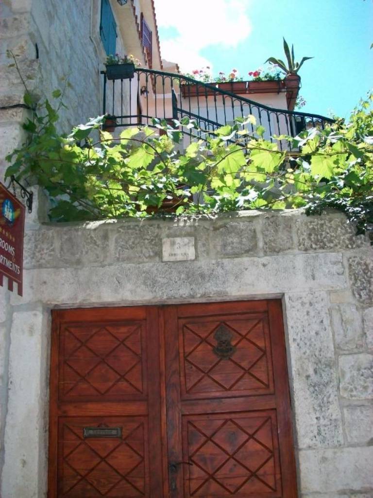 Apartmani Jare - in old town, Trogir - Rivijera Trogir 