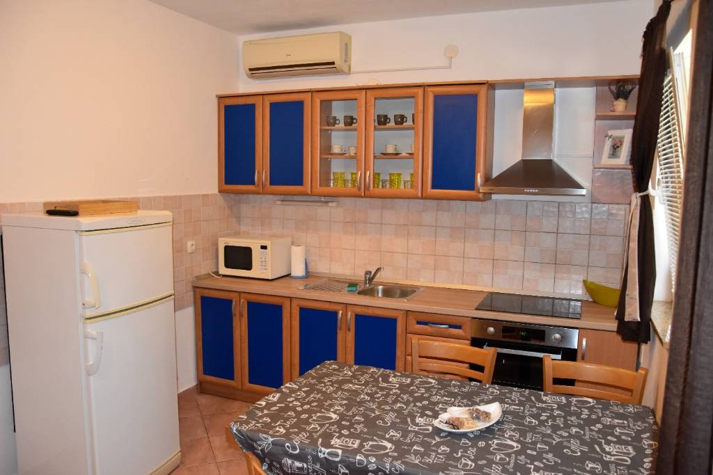 Rivijera Zadar  Zaton - Apartmani FRANE - family apartment - Apartman 1