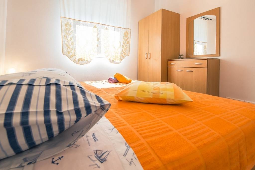 Rivijera Omiš  Nemira - Apartmani Mari - sea view apartments: - Apartman 1