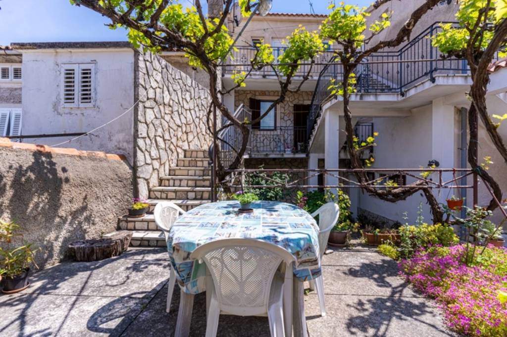 Otok Cres  Cres - Apartmani Mici 2 - great loaction and relaxing: - Apartmán Studio 1
