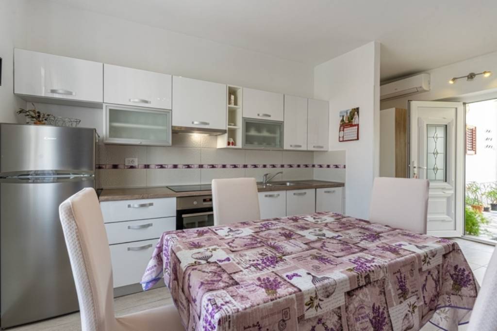 Otok Cres  Cres - Apartmani Mici 2 - great loaction and relaxing: - Apartman Studio 1