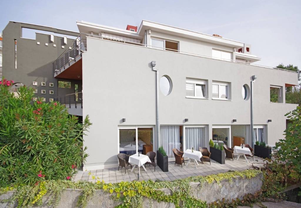 Rivijera Trogir  Trogir - Apartmani JaVi - free private parking: - Apartman Studio 1