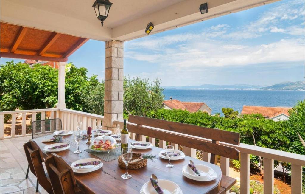 Kuća za odmor Lumos - panoramic view & olive garde, Postira - Otok Brač 
