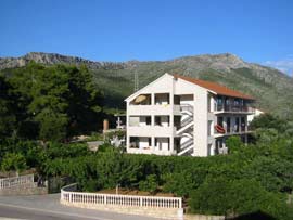 Pelje�ac Orebi� - Apartman Soba - Apartmani obitelj Tolj ..