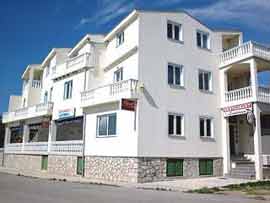 Pa�man Pa�man - Apartman Soba - Apartmani Lanterna ..