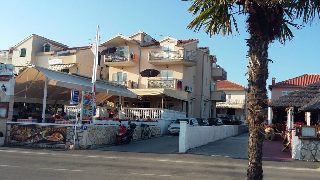 Šibenik Vodice - Apartman Szoba - Apartmani Kraljević ..